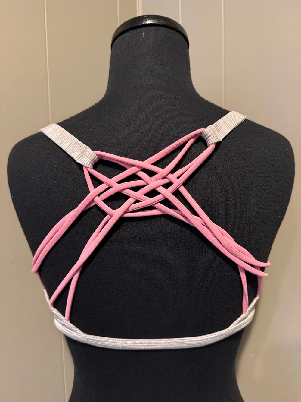 lululemon athletica Women’s 6 Striped Scoop Bralette in Light Gray and Pink